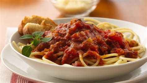Spaghetti with Marinara Sauce recipe from Pillsbury.com