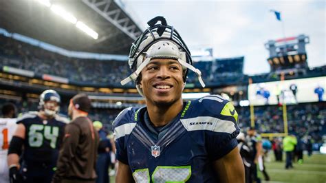 Seattle Seahawks Wide Receiver Tyler Lockett Nominated For Rookie of the Year at NFL.com