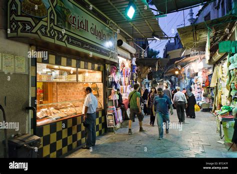 Souk in the old town of Damascus, Syria Stock Photo - Alamy