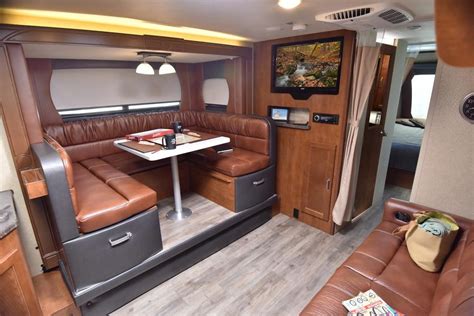 LANCE 2285 TRAVEL TRAILER | Travel trailer, Camper living, Great rooms