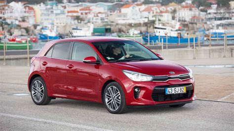 Novo Kia Rio contará com duas versões. Preços foram anunciados - Carro Arretado