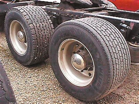 Truck Driver Blog: Advantages of Super Single Truck Tires