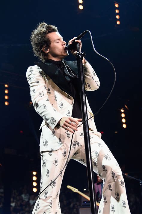 4 Times Harry Styles Proved He's the Perfect Fit to Play Elvis | Teen Vogue