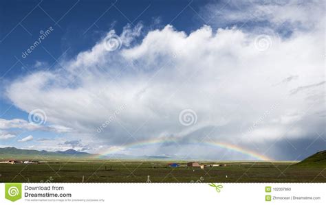 Qilian Mountain Grassland in Qinghai, China Stock Photo - Image of ...