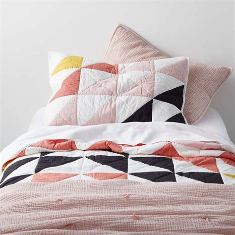 Heritage Modern Organic Twin Pink Geometric Kids Quilt | Crate & Kids