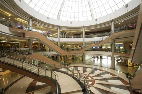 11 Malls in Vadodara For Shopping, Food & Fun in 2024