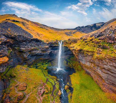 A Guide’s Guide to Iceland’s Waterfalls