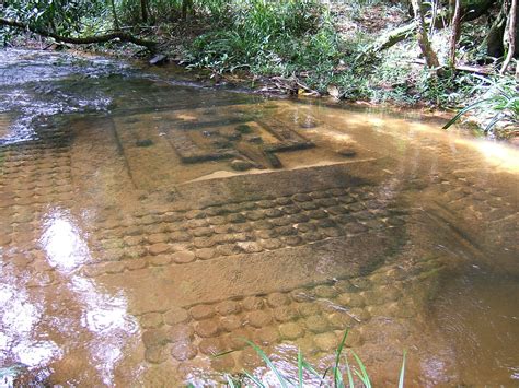 Kbal Spean- they don't call this the River of the 1000 Lin… | Flickr