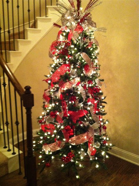 40 Awesome Christmas Tree Decoration Ideas With Ribbon - Decoration Love