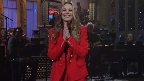 Rachel McAdams Introduces Reneé Rapp's 'SNL' Performance in Surprise ...