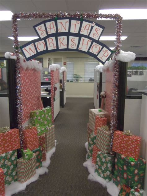 Top Office Christmas Decorating Ideas | Office christmas decorations ...