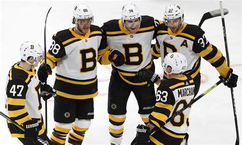 NHL Playoff Betting Preview: Boston Bruins vs. Toronto Maple Leafs ...