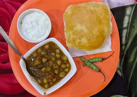 Chole Puri Recipe by Shivani Rathi - Cookpad