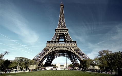 Eiffel Tower – Paris (France) – World for Travel