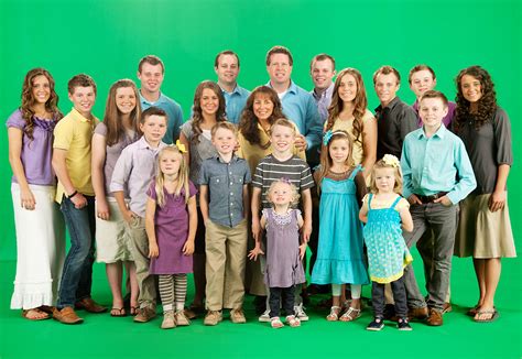 Duggar Family Photo Album: Get to Know Jim Bob and Michelle Duggar and Their 19 Children ...