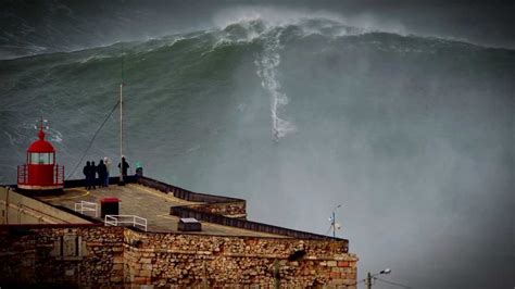 100ft World Record Wave, Garrett McNamara Surfing Nazare, Portugal - YouTube