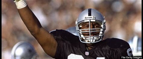 Anthony Smith, Former Oakland Raiders Defensive End, Faces 4 Counts Of ...