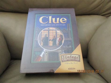 CLUE Game in Wooden Box - Vintage Game Collection - 2009 Hasbro - NEW ...