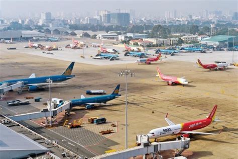 Tan Son Nhat airport among the world’s top 10 by passenger numbers