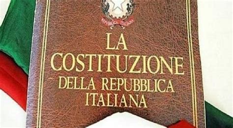 Petizione · Art. 1 della Costituzione Italiana - Italia · Change.org