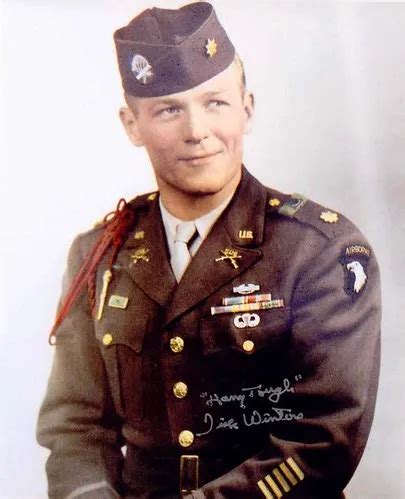 File:Richard Winters in dress uniform.webp - Wikimedia Commons