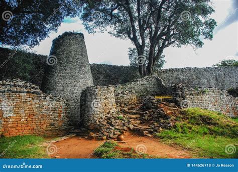 Great Zimbabwe Ruins Royalty-Free Stock Image | CartoonDealer.com #52221214