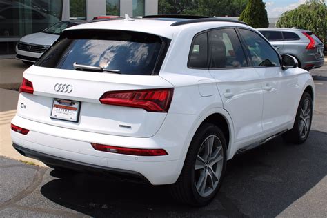 Pre-Owned 2019 Audi Q5 Premium Plus w/ Black Optics Pkg Sport Utility ...