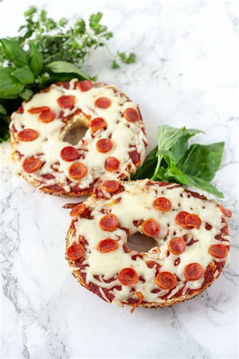 How to Make Pizza Bagels - MidgetMomma.com