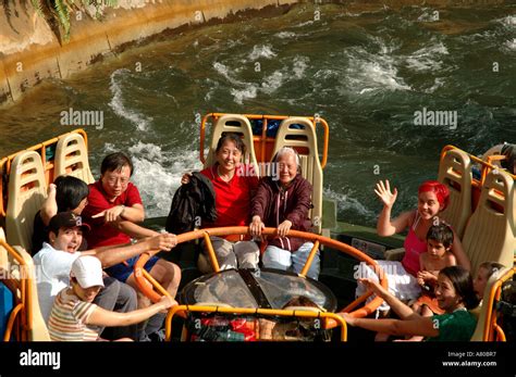 Walt Disney World kali river rapids ride Stock Photo: 6826166 - Alamy