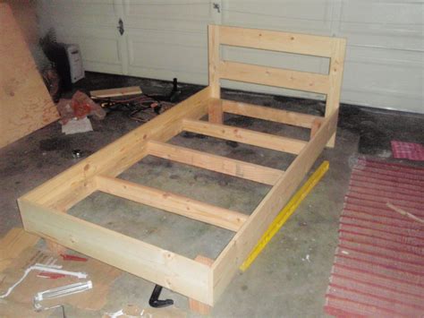 Of Some Use: Building A Pine Twin Bed