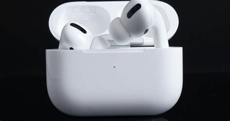 Reasons Behind Airpods Pro Microphone Muffled Sound and its Quick Fixes