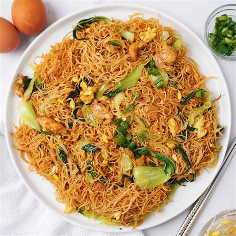 Quick & Easy Bihun Goreng Fried Vermicelli - Christie at Home