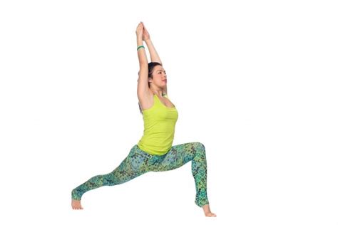 Utthita Ashwa Sanchalanasana (High Lunge Pose): Steps & Benefits – Fitsri Yoga