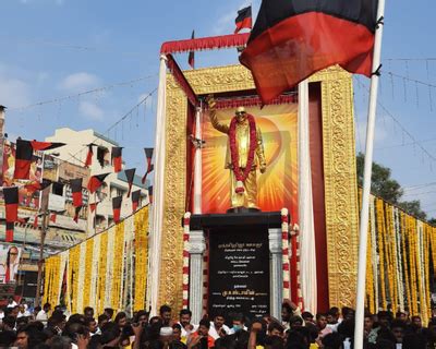 Karunanidhi statue unveiled at busy junction in Madurai | Madurai News ...