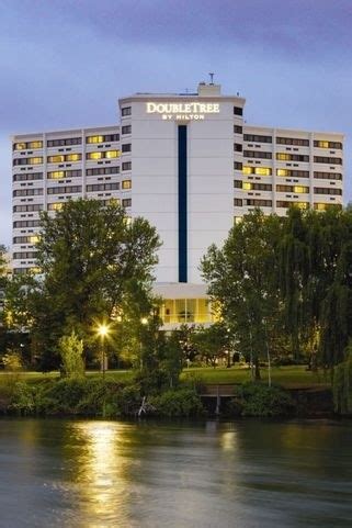 DoubleTree by Hilton Spokane City Center