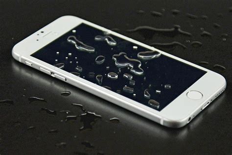 iPhone 7 Waterproof | Hypebeast