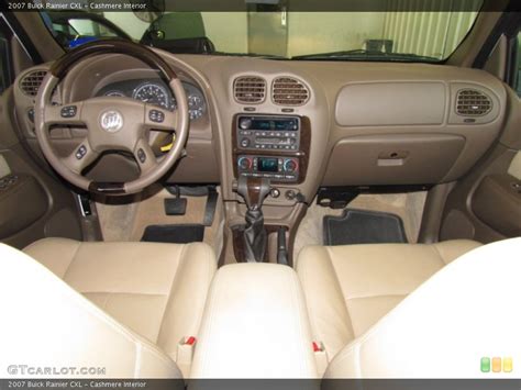 Cashmere Interior Dashboard for the 2007 Buick Rainier CXL #50660855 | GTCarLot.com