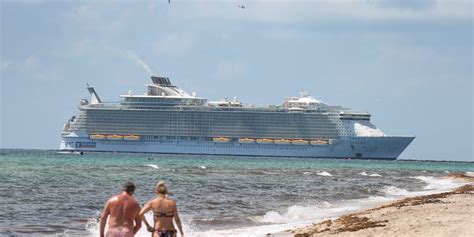 Cruise Ship COVID-19 Restrictions to Be Lifted in January, Said CDC ...