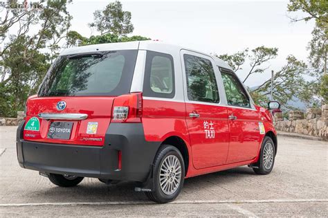 Toyota Comfort Hybrid LPG Taxi 香港的士走上新世代 - Car1.hk