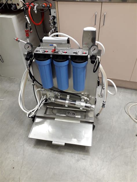 Portable Dialysis Trolleys | Farra Engineering