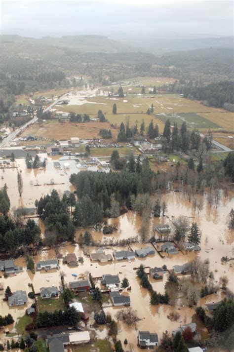 National Guard Rescues Hundreds in Oregon Flooding | Article | The ...