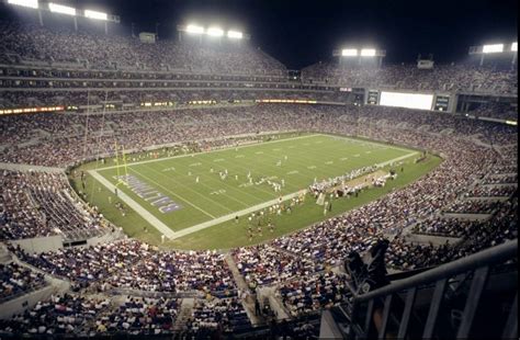 The 12 Oldest NFL Stadiums Have Endless History - FanBuzz