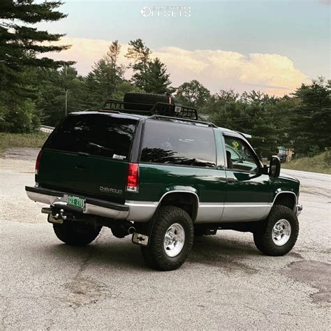 1995 Chevrolet Tahoe American Racing Ar23 Rough Country Suspension Lift ...