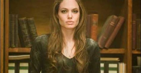 Review: Angelina Jolie And "Wanted" - CBS News