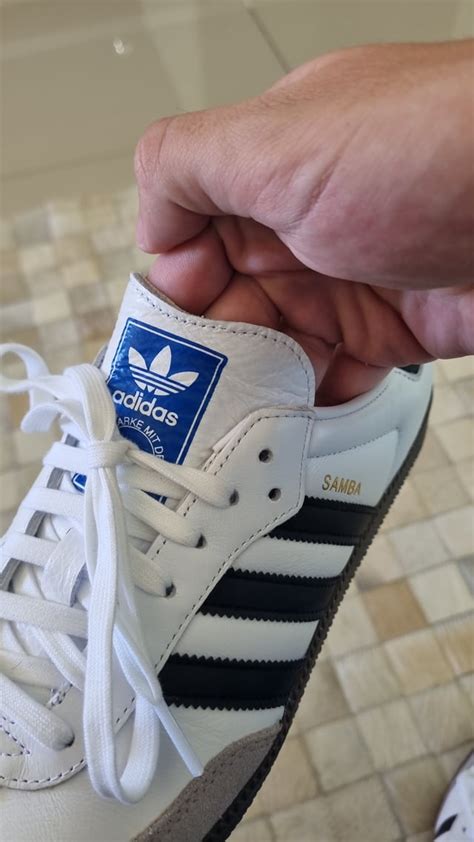 Is this normal? Sambas : r/Sneakers