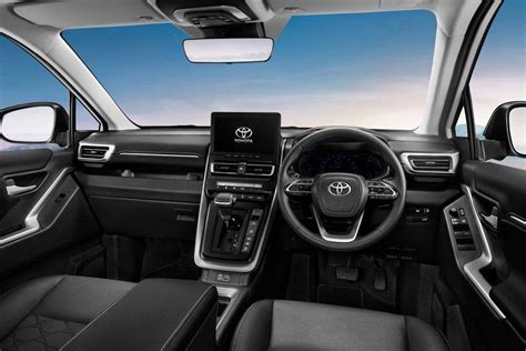 Toyota Innova Zenix 2024 Interior, Exterior & colour Images Malaysia