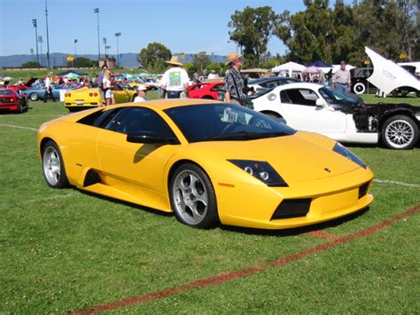 Stock 2002 Lamborghini Murcielago 1/4 mile trap speeds 0-60 - DragTimes.com