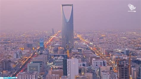 Sky Bridge, Kingdom Tower in Riyadh is not the faint-hearted. | Saudi Scoop