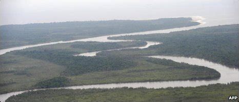 BBC NEWS | Africa | Nigeria begins vast river dredge