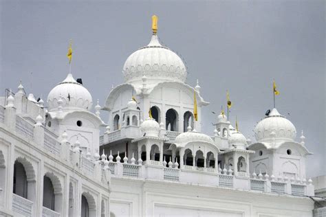 Sachkhand Gurudwara - Maharashtra: Get the Detail of Sachkhand ...